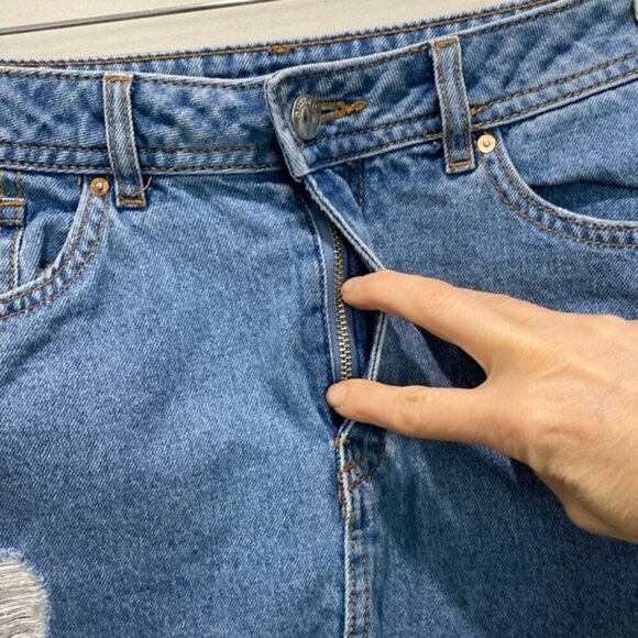 H&M Denim Blue Distressed High Waisted Mini Skirt - Picture 10 of 10